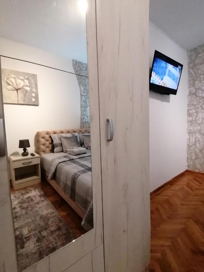 Vemiur Apartment Cacak Exterior photo