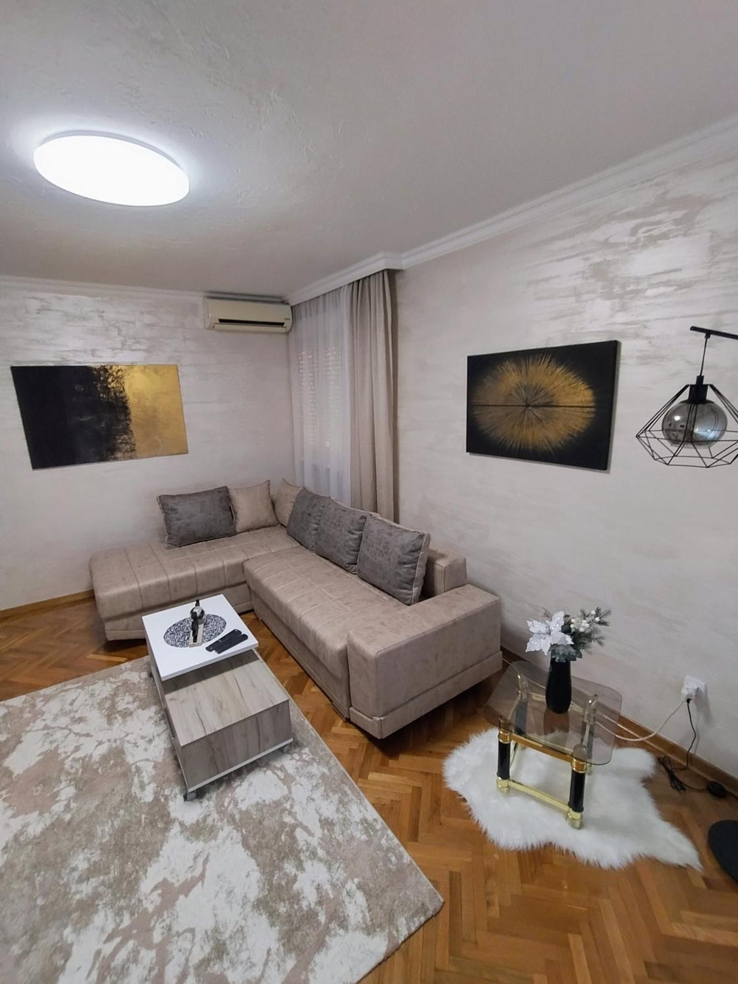 Vemiur Apartment Cacak Exterior photo